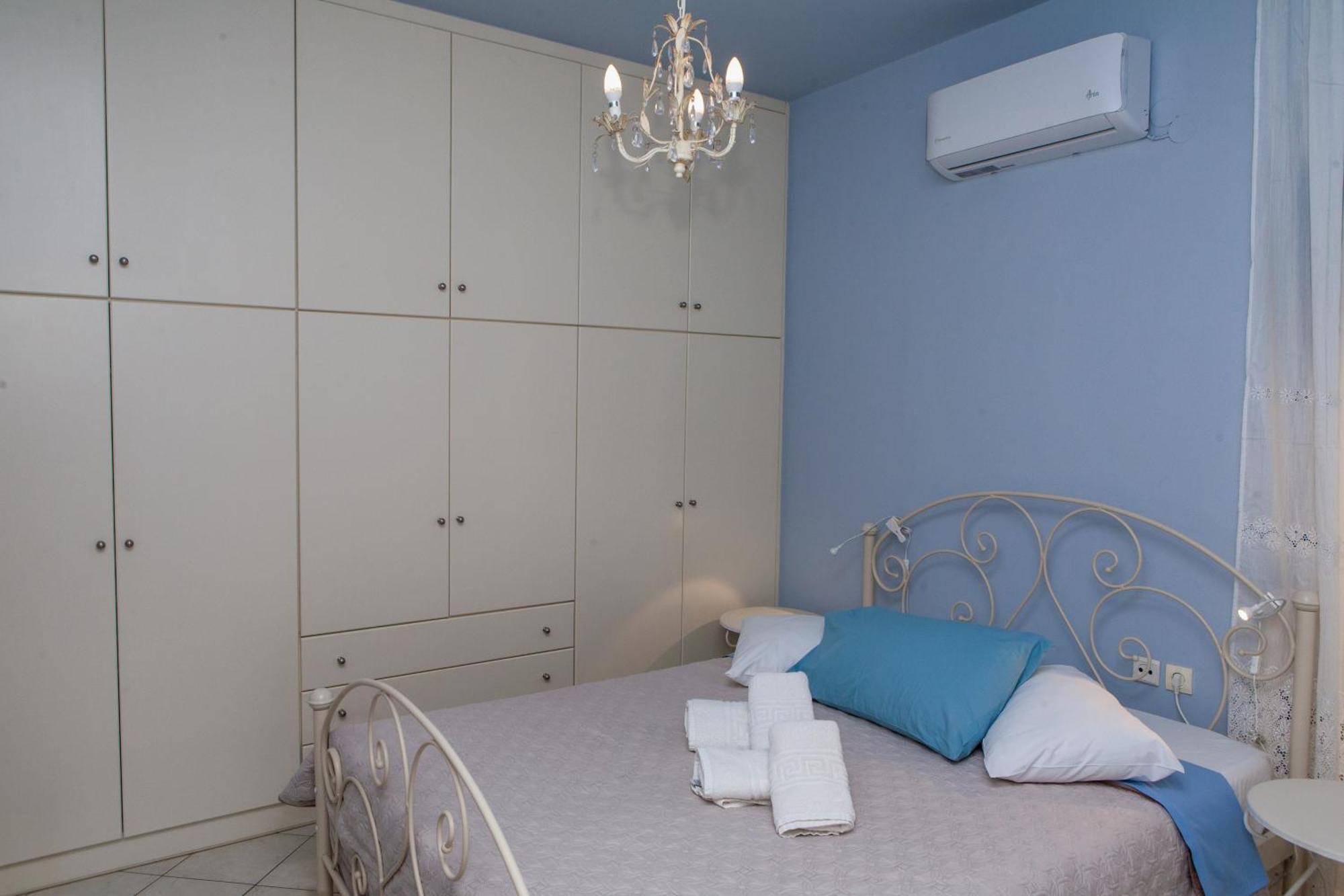 Nais Apartments & Studios Chania  Room photo